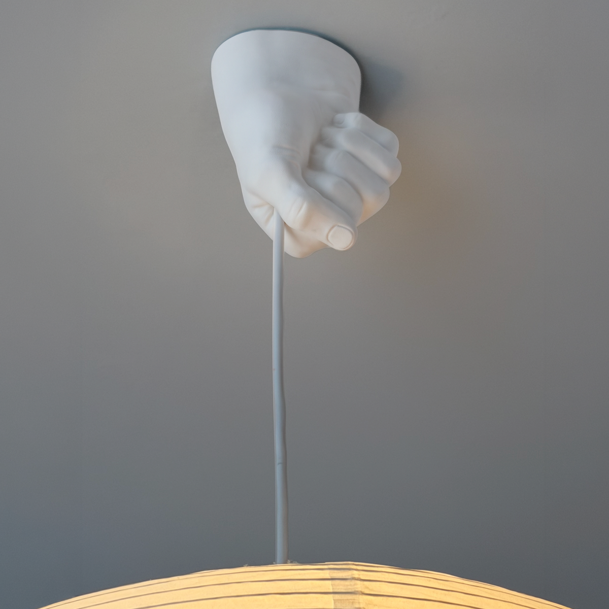Tight Light – Hand-Baldachin für Pendelleuchten