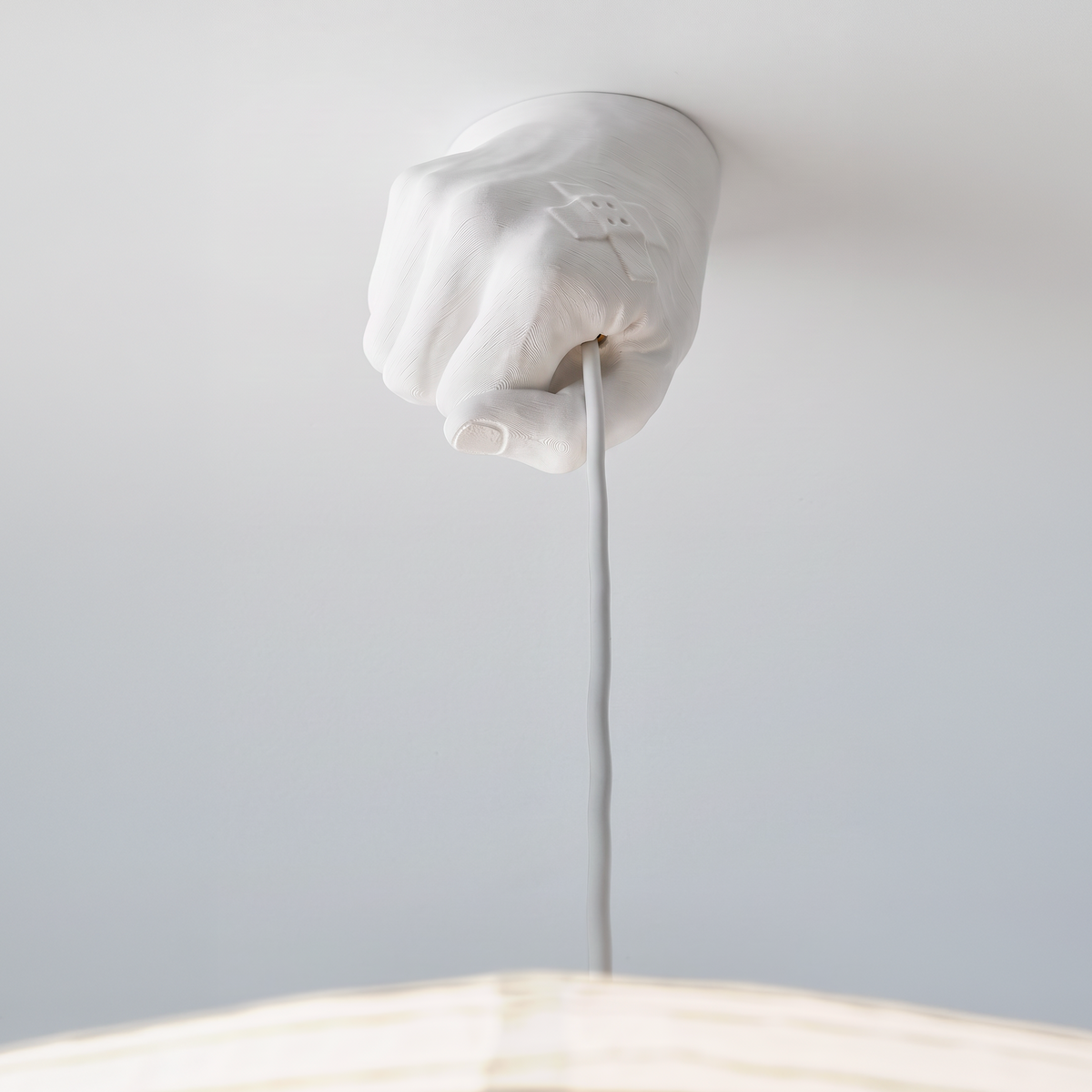 Tight Light – Hand-Baldachin für Pendelleuchten