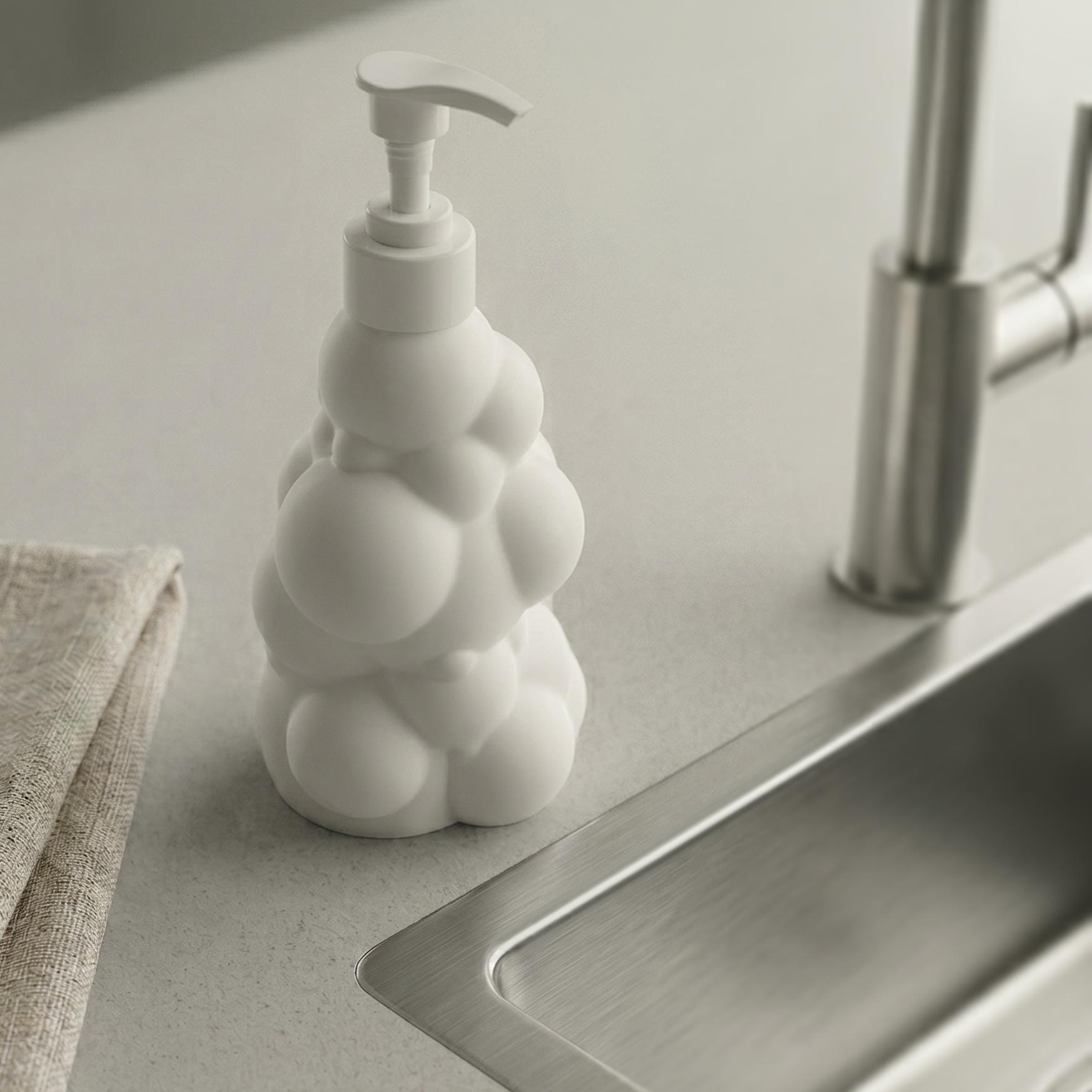 Soap Opera – Seifenspender im Seifenblasen-Design